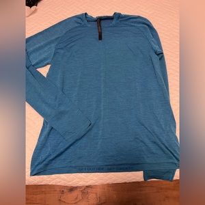Lululemon men’s long sleeve